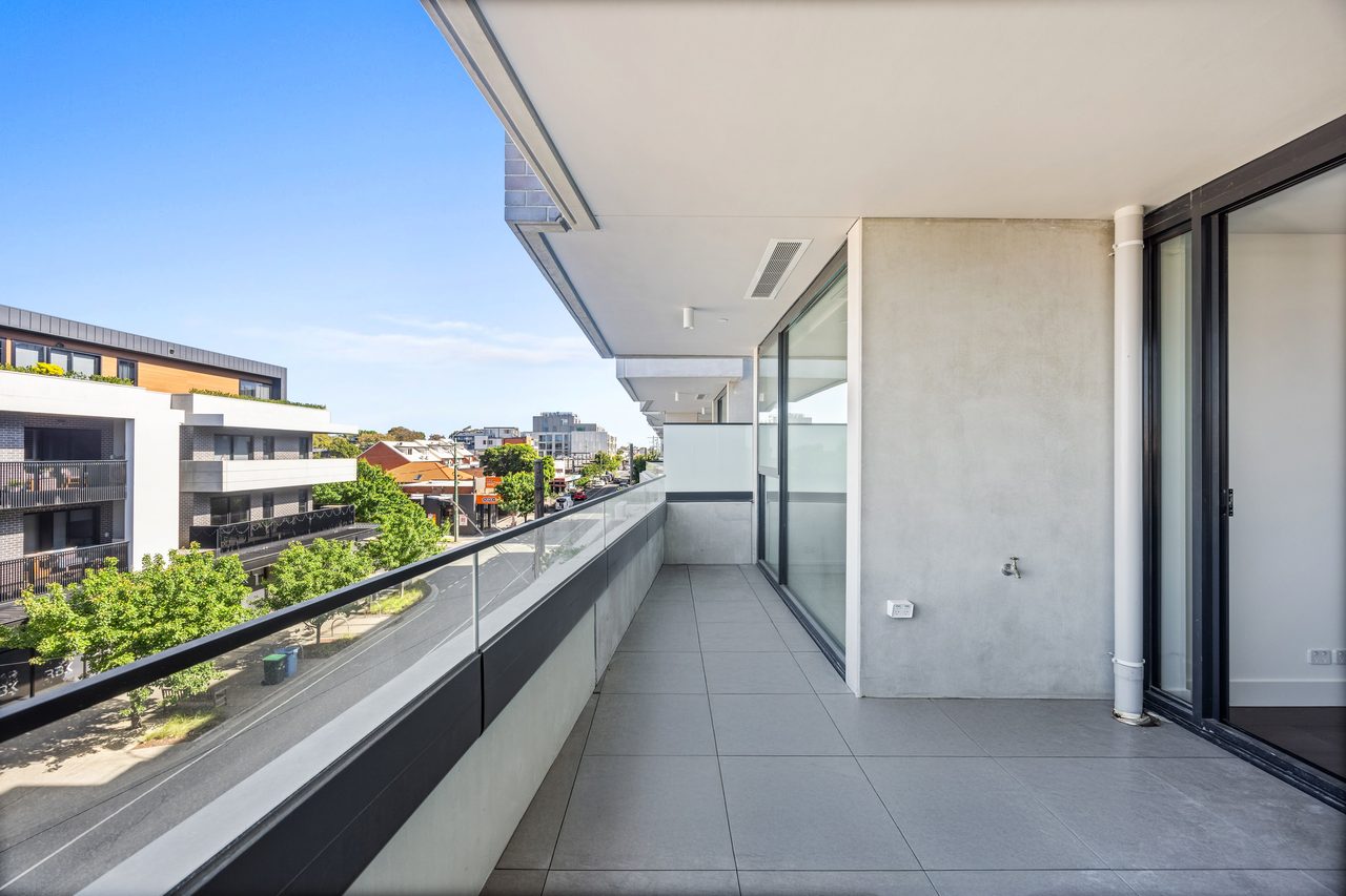 211 / 451 Hampton Street, Hampton