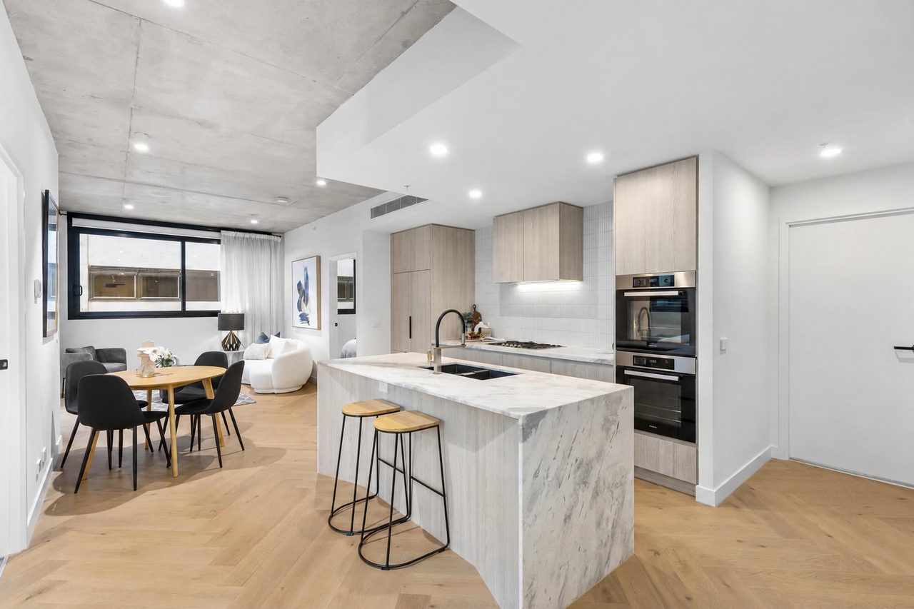 302 / 765 Toorak Road, Hawthorn East
